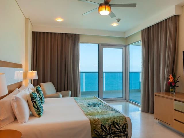 JUNIOR SUITE EXECUTIVE