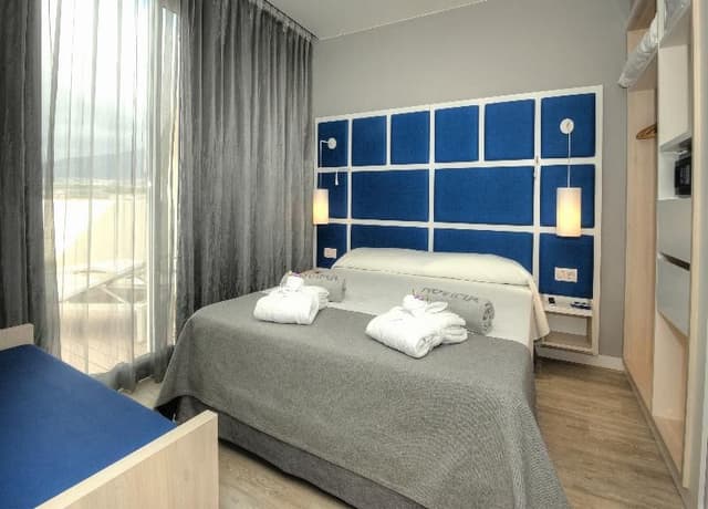 SUITE WITH VIEWS