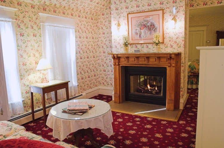 White Lace Inn White Lace Inn