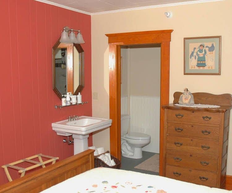 Farmhouse Inn at Robinson Farm Farmhouse Inn at Robinson Farm
