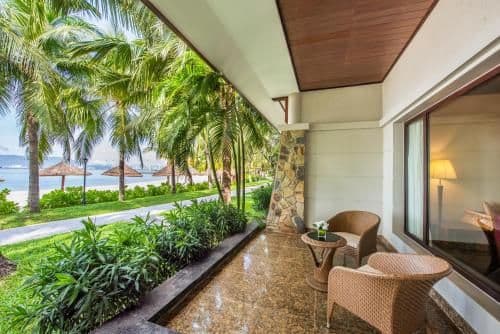 Beach Front Villa King Bed - Private Pool