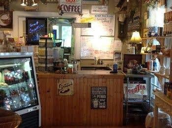 Fibber MaGees Riverfront Inn Fibber MaGees Riverfront Inn