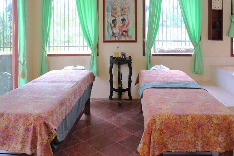 Airy Ubud Raya Campuhan Sanggingan Gianyar Bali Airy Ubud Raya Campuhan Sanggingan Gianyar Bali