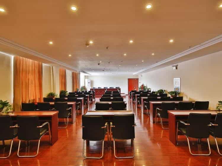 GreenTree Inn Shandong Yantai Laiyang Center Bus Station Express GreenTree Inn Shandong Yantai Laiyang Center Bus Station Express