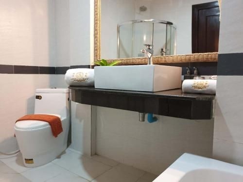 Aristocrat Residence & Hotel (Aristocrat Residence and)2
