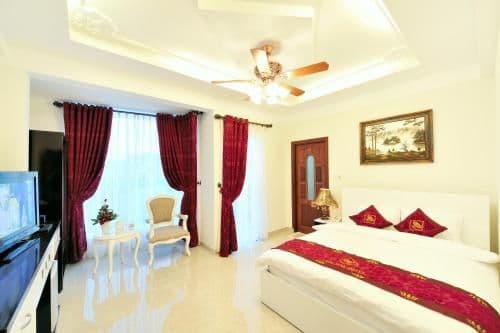 Double Room with Balcony (2 Adults + 1 Child)