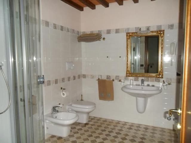 DOUBLE ANNEX