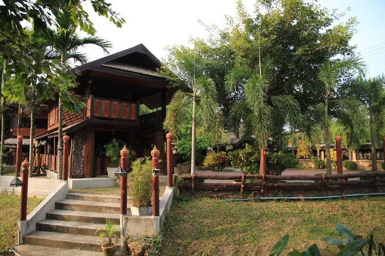 Heuan Parittapa Lanna Resort Baan Tawai0