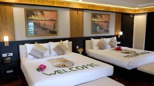 Room #27181671