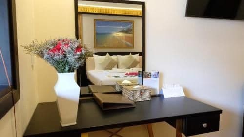 Room #27181670