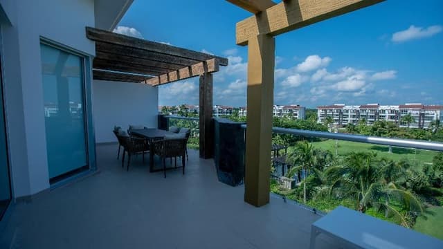 SUITE TWO BEDROOMS