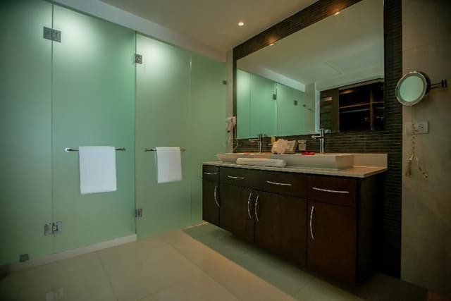 SUITE OCEAN FRONT