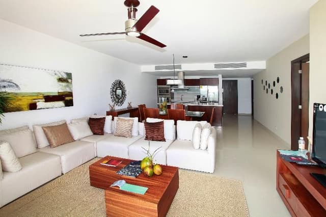 SUITE ONE BEDROOM