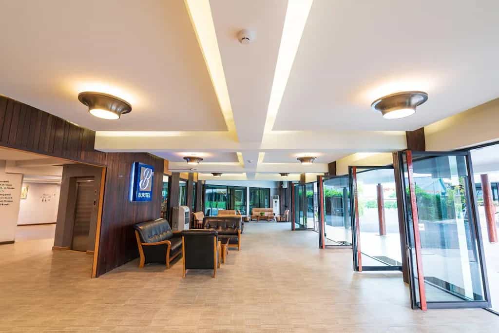 โรงแรมบุรีเทล โรงแรมบุรีเทล