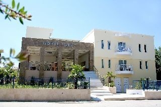 Naias Beach2