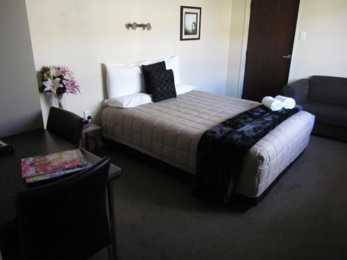 Adrian Motel3