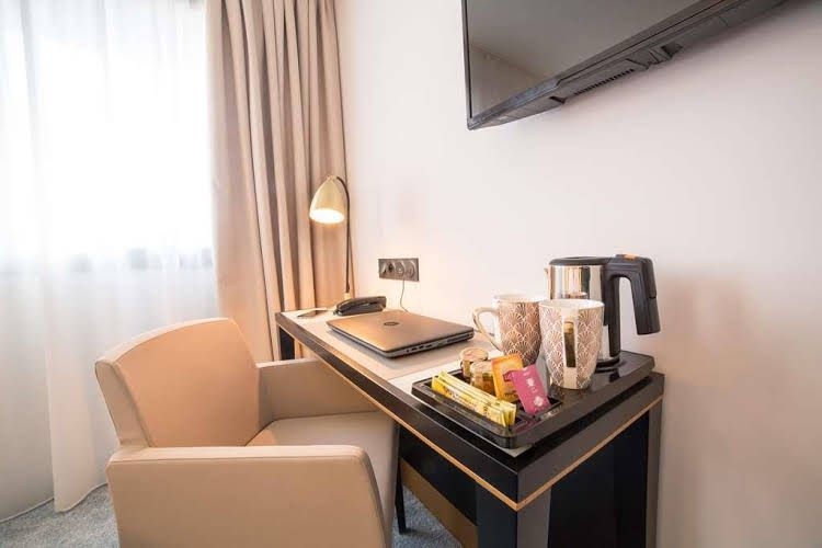 Best Western Journel SaintLaurentduVar0