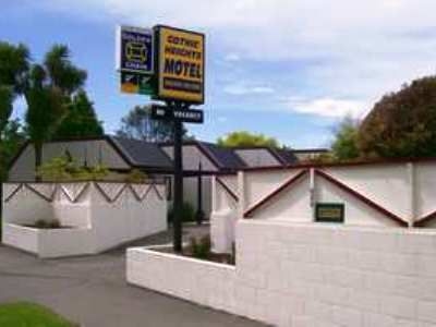 Gothic Heights Motel4