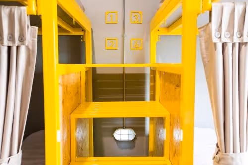 Bunk Bed in 6-Bed Female Dormitory Room