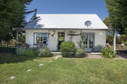 Cottage with Garden View