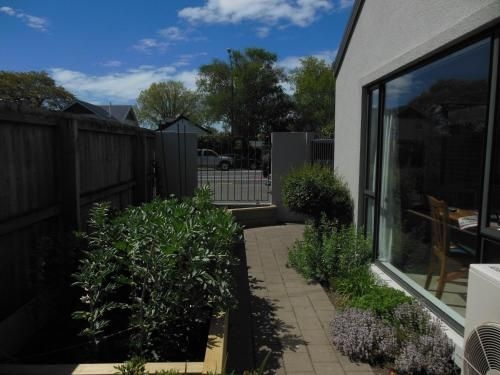 Garden Bed and Breakfast1
