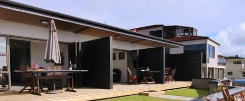 Large Studio Apartment - Beachfront - 1