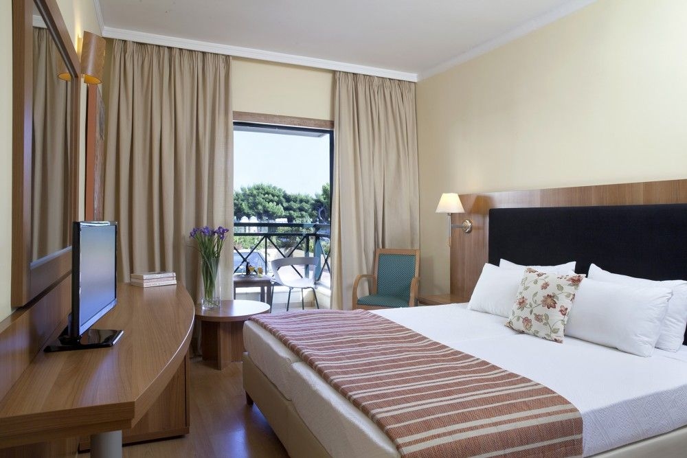 Ramada Athens Attica Riviera1