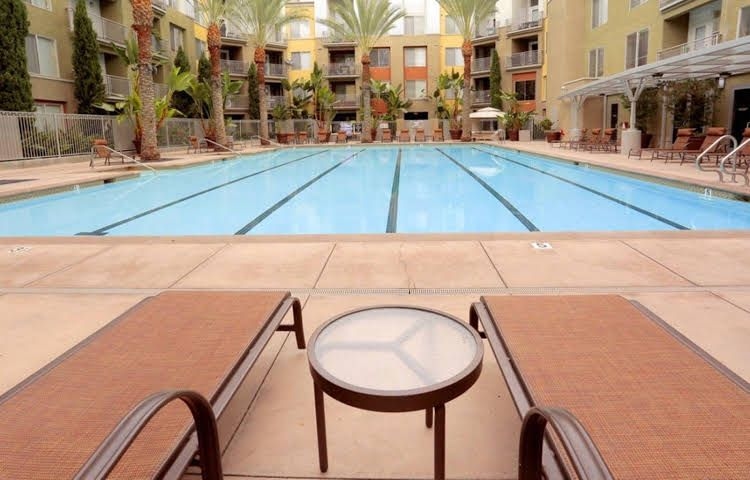 Global Luxury Suites at Main Street0