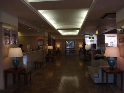 โรงแรมคราวน์ ฮิลส์ โอกายะ (Hotel Crown Hills Okaya)2