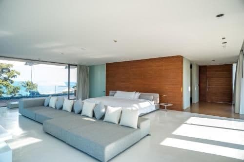 King Suite with Spa Bath
