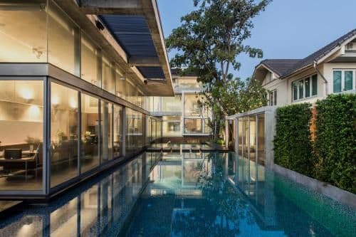 Villa - Beach Front