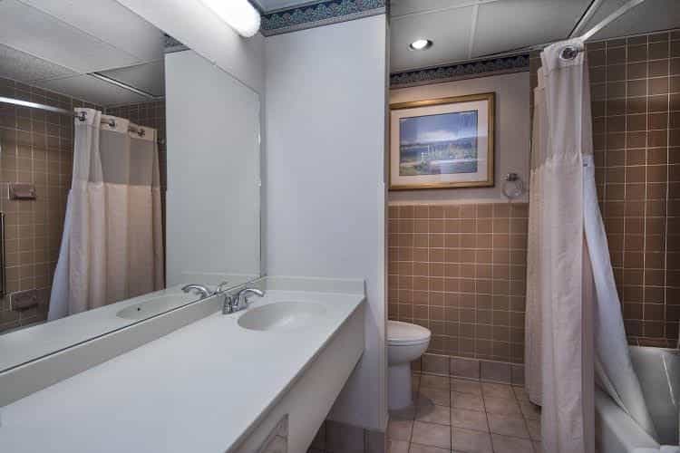 Rodeway Inn and Suites and Conference Center