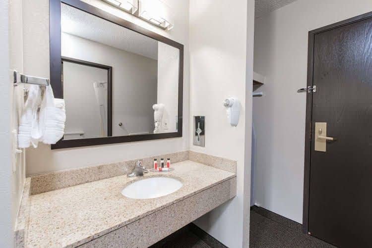 Baymont Inn and Suites Pierre Baymont Inn and Suites Pierre
