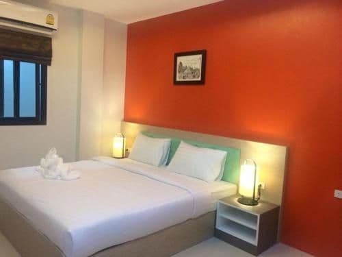 Standard Queen Room