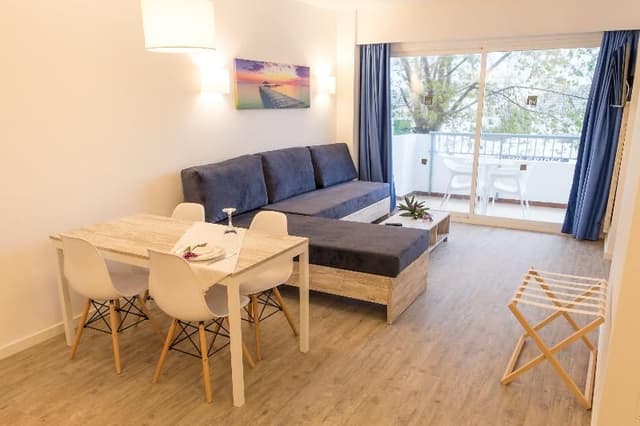 APARTMENT ONE BEDROOM
