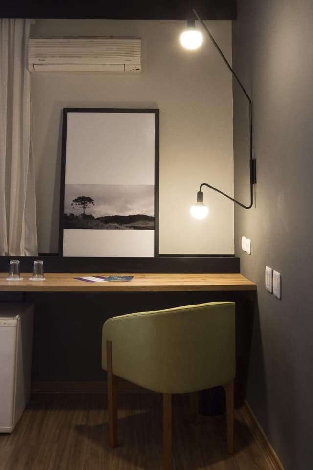 APARTMENT EXECUTIVE
