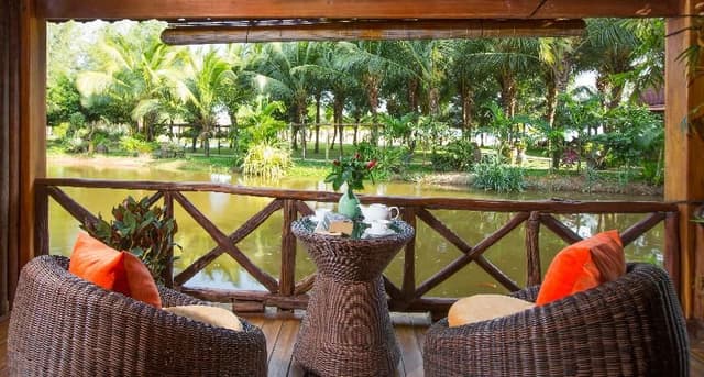 BUNGALOW DELUXE SEA VIEW