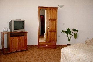 Lina Guest house2