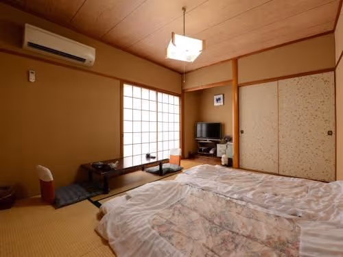 Japanese-Style Room