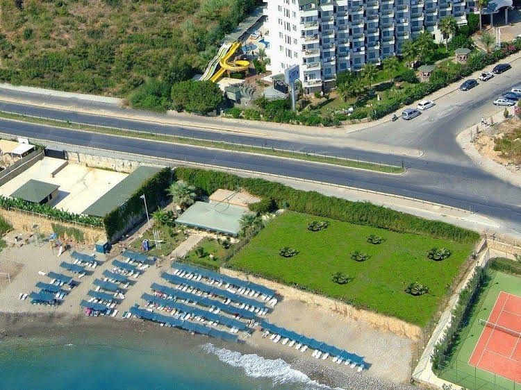 Asrin Beach All Inclusive0