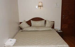 โรงแรมเคมป์คอเนอร์ โรงแรมเคมป์คอเนอร์