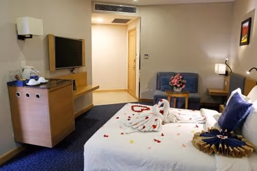 Suite Double with City View