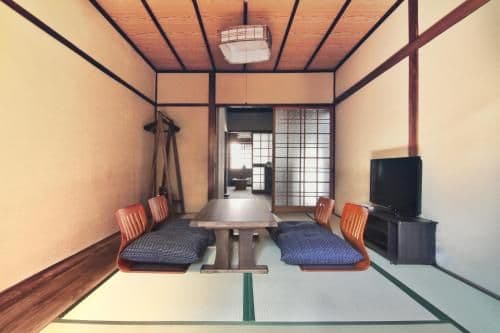 Japanese-Style Townhouse