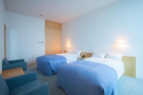 Two-Bedroom Suite with Extra Bed and Ocean View
