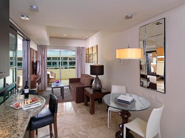SUITE ONE BEDROOM