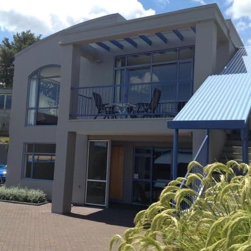Two-Bedroom Apartment with Lake View