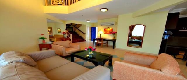 SUITE FOUR BEDROOMS