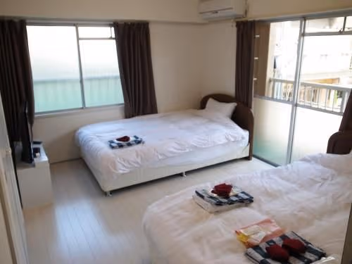 Two-Bedroom Apartment - Smoking