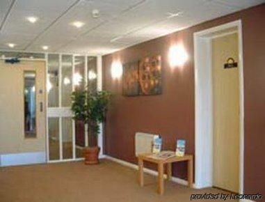 Days Inn by Wyndham Sedgemoor M51
