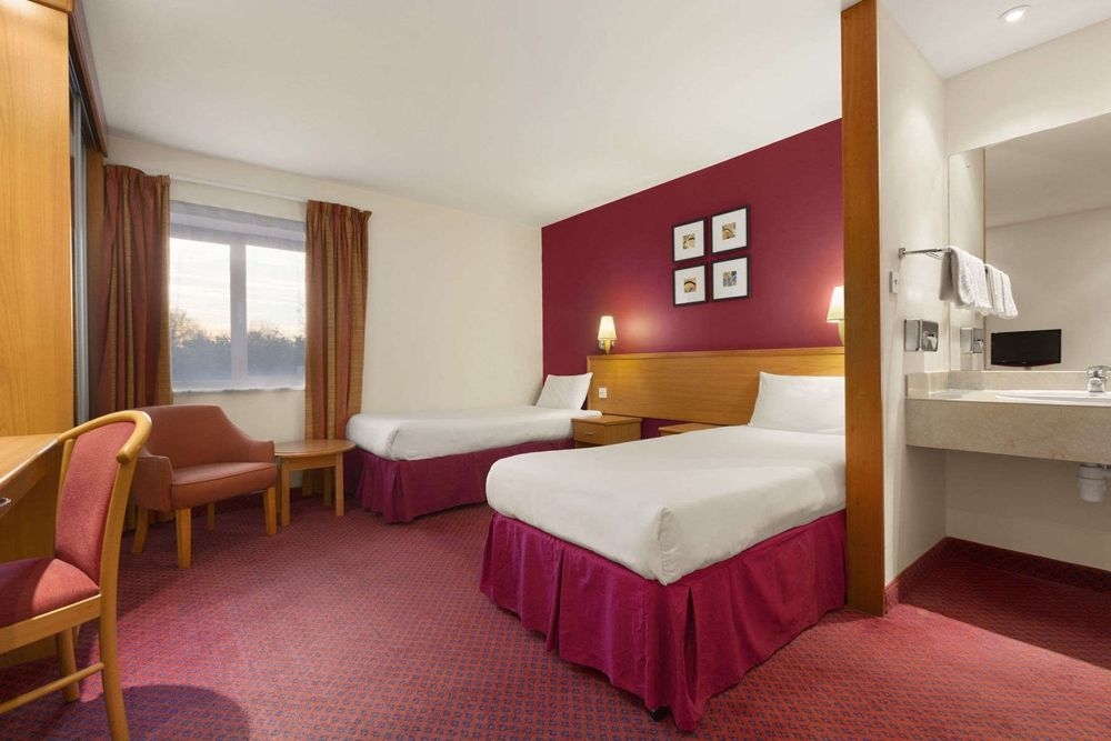 เดย์ อินน์ บาย วินด์แฮม สตีฟเนจ นอร์ท (Days Inn by Wyndham Stevenage North)2